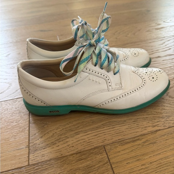 Ecco Shoes - Ecco 'Tour' Hybrid Wingtip Golf Shoe White Size 39